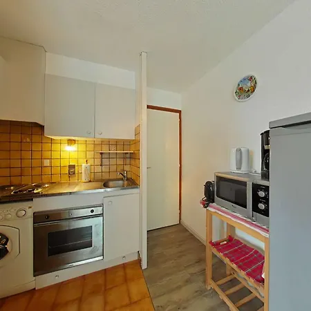 Appartement Cosy 2 Pieces Cabine, Proche Centre Et Pistes, 4 Couchages, - Fr-1-241-78